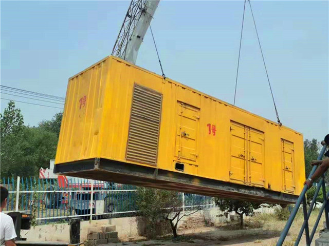 宛城300KW柴油发电机组油耗是多少?